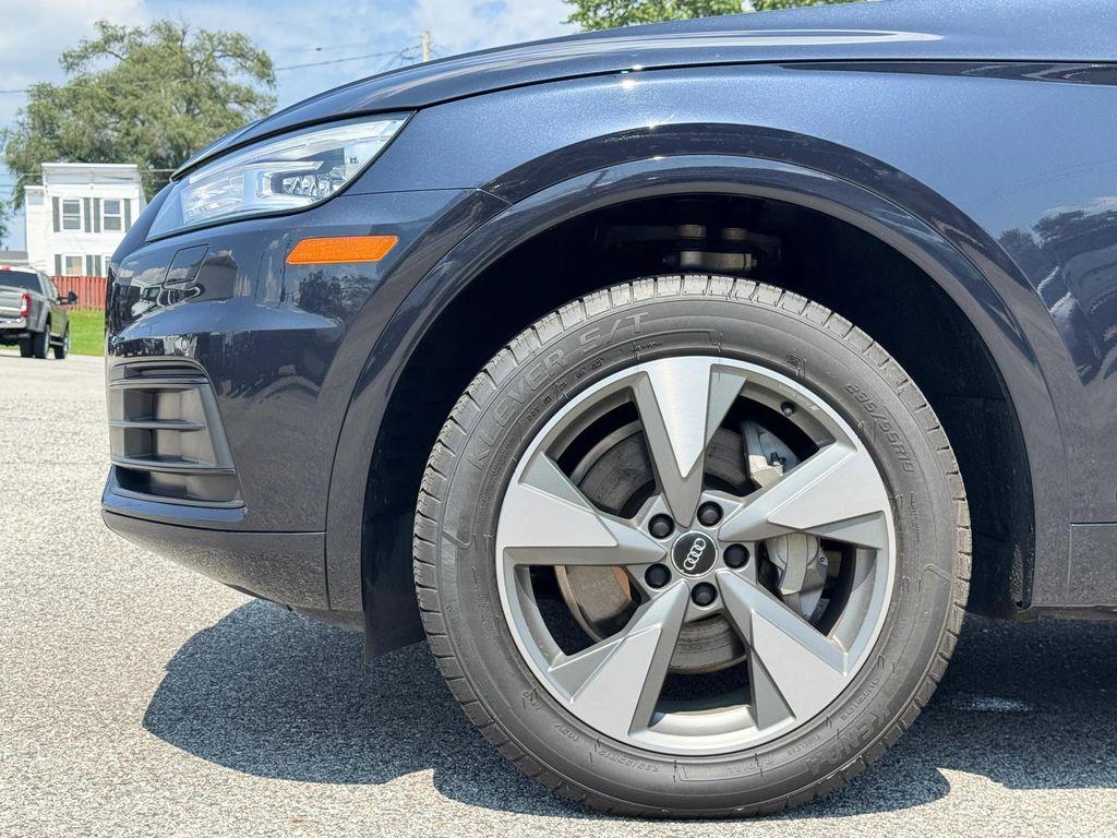 used 2020 Audi Q5 car, priced at $28,911