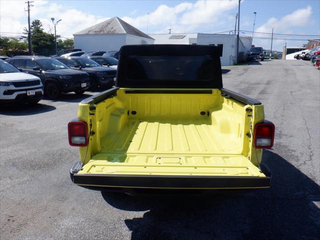 new 2023 Jeep Gladiator car, priced at $47,481