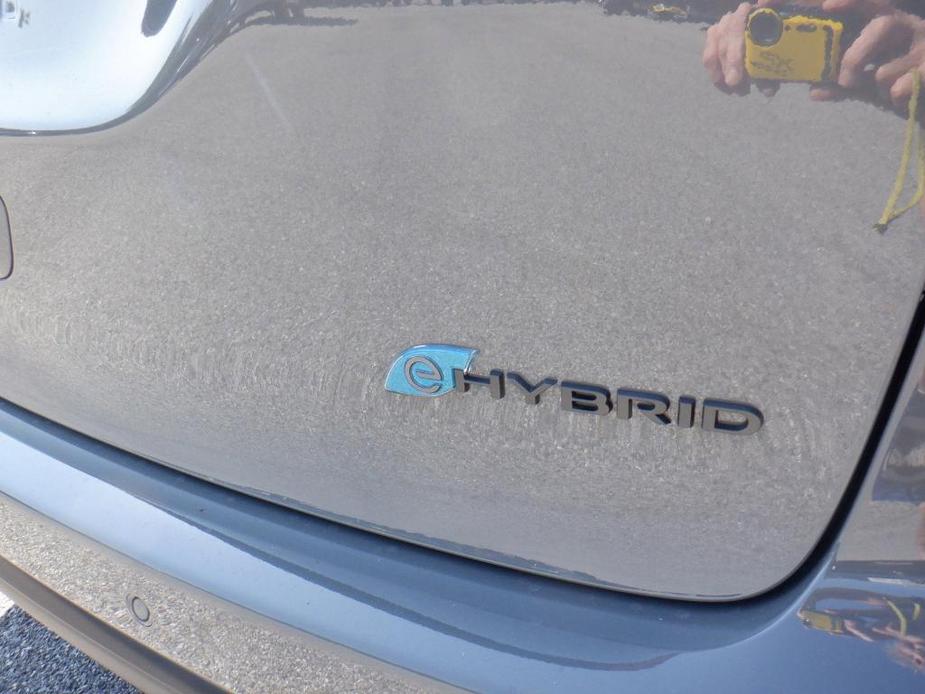 new 2023 Chrysler Pacifica Hybrid car, priced at $56,100