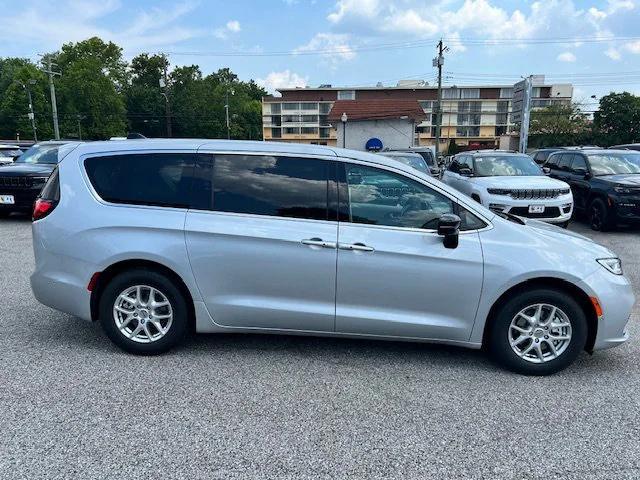 new 2024 Chrysler Pacifica car, priced at $41,148