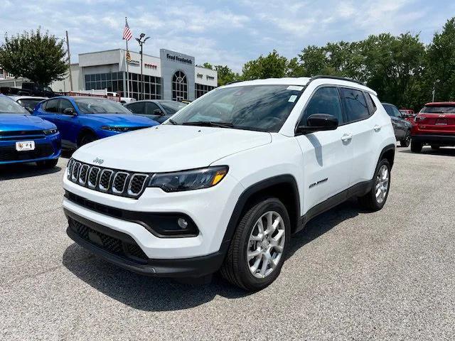 new 2024 Jeep Compass car, priced at $30,490