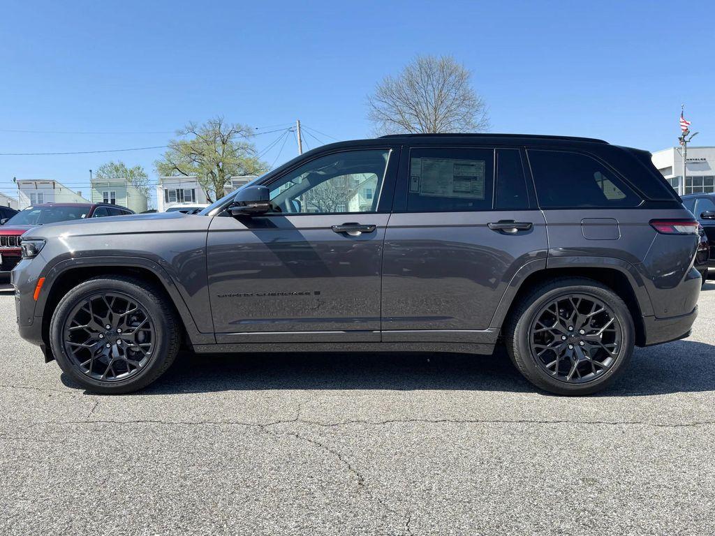new 2025 Jeep Grand Cherokee car, priced at $62,810
