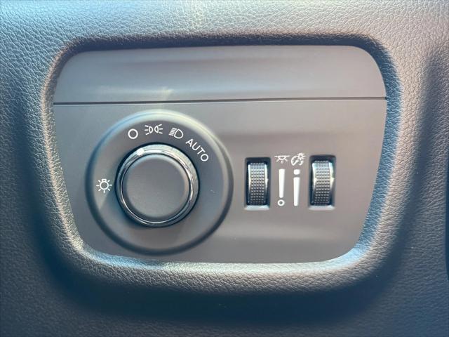 new 2025 Jeep Grand Cherokee car, priced at $41,470