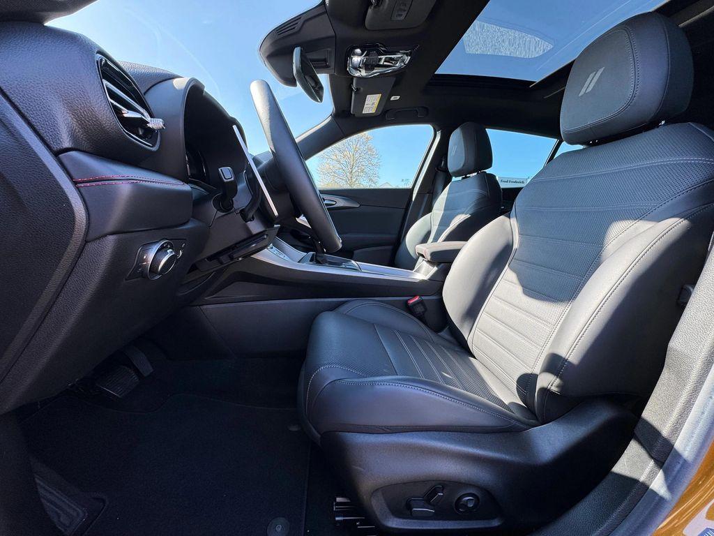 used 2024 Dodge Hornet car, priced at $31,965