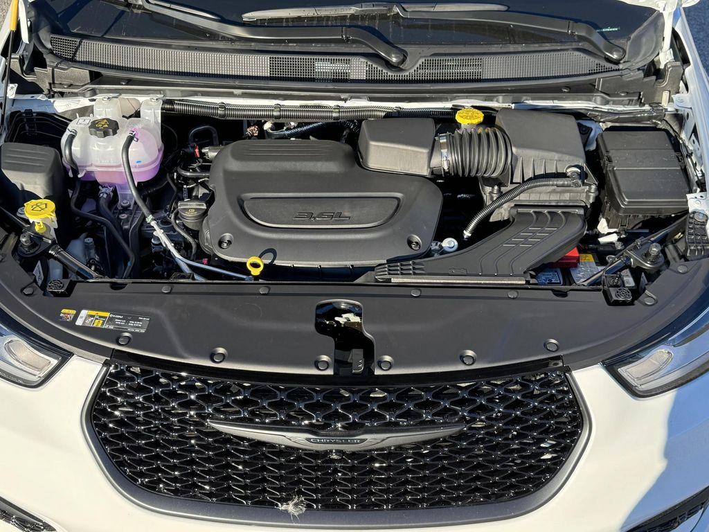 new 2026 Chrysler Pacifica car, priced at $44,665