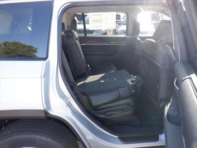 new 2024 Jeep Grand Cherokee L car, priced at $49,988