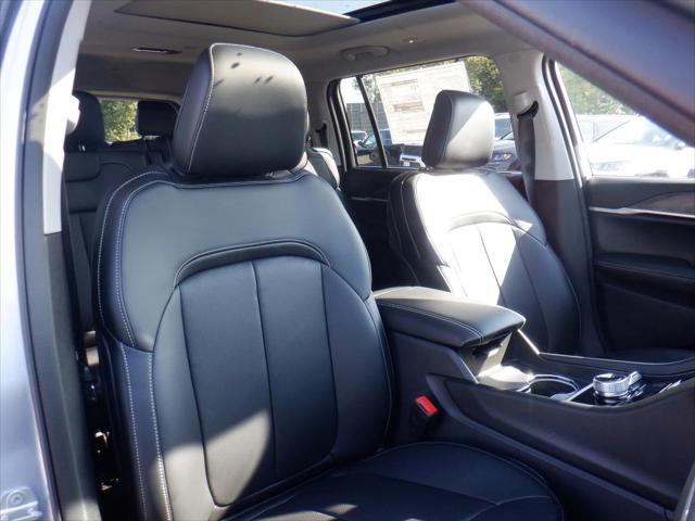new 2024 Jeep Grand Cherokee L car, priced at $49,988