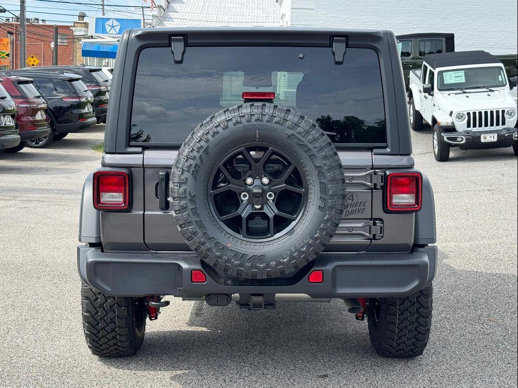 new 2025 Jeep Wrangler car, priced at $52,370