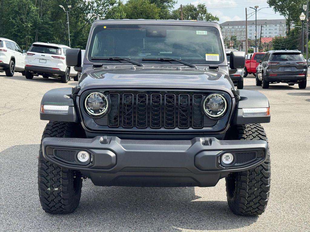 new 2025 Jeep Wrangler car, priced at $52,370