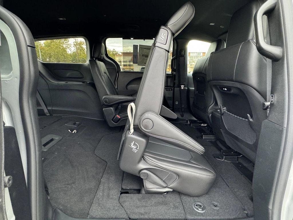 new 2026 Chrysler Pacifica car, priced at $44,860