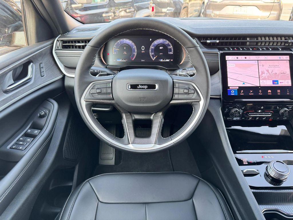 new 2025 Jeep Grand Cherokee car, priced at $38,965