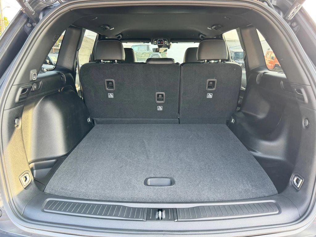 new 2025 Jeep Grand Cherokee car, priced at $38,965