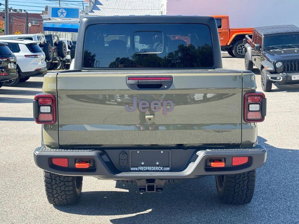 new 2025 Jeep Gladiator car, priced at $50,240