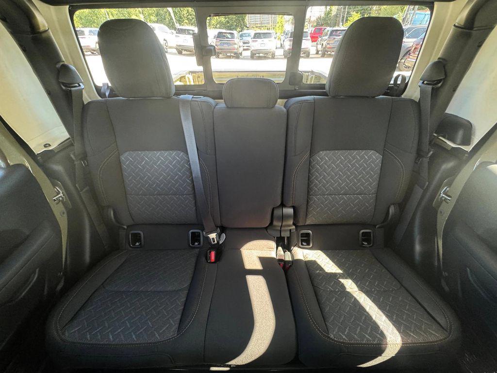 new 2025 Jeep Gladiator car, priced at $50,240