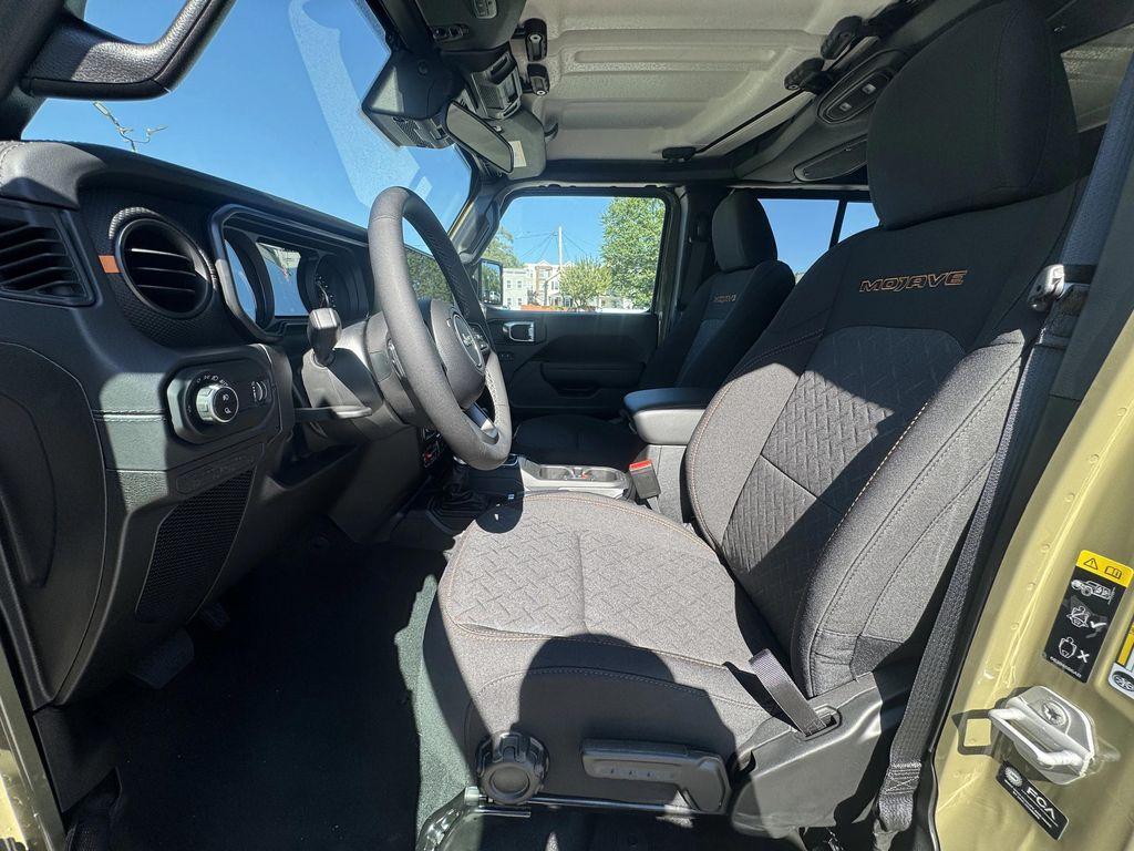 new 2025 Jeep Gladiator car, priced at $50,240
