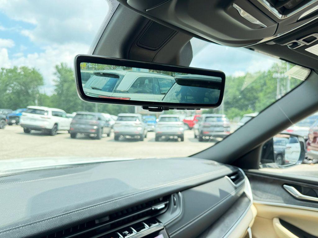 new 2025 Jeep Grand Cherokee L car, priced at $50,165