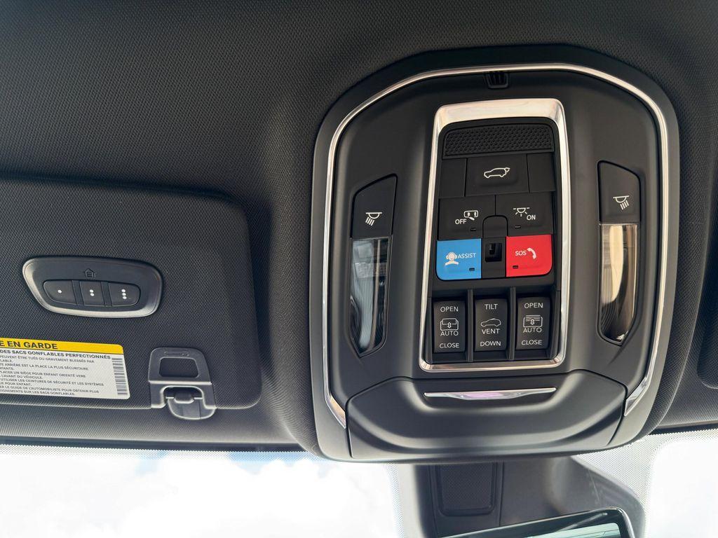new 2025 Jeep Grand Cherokee L car, priced at $50,165