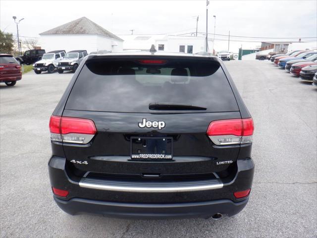 used 2015 Jeep Grand Cherokee car, priced at $19,517