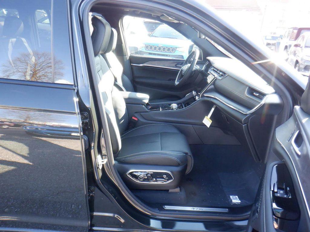 used 2023 Jeep Grand Cherokee 4xe car, priced at $57,995