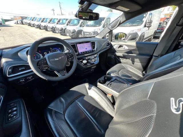 used 2022 Chrysler Pacifica car, priced at $28,977