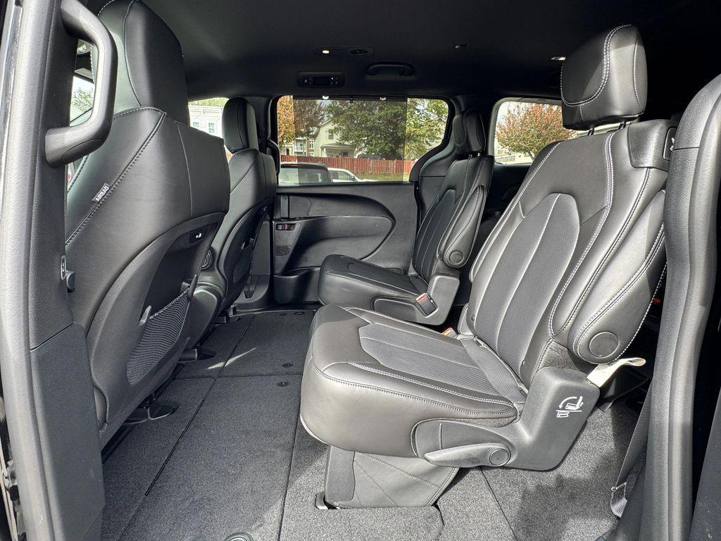 new 2026 Chrysler Pacifica car, priced at $47,360