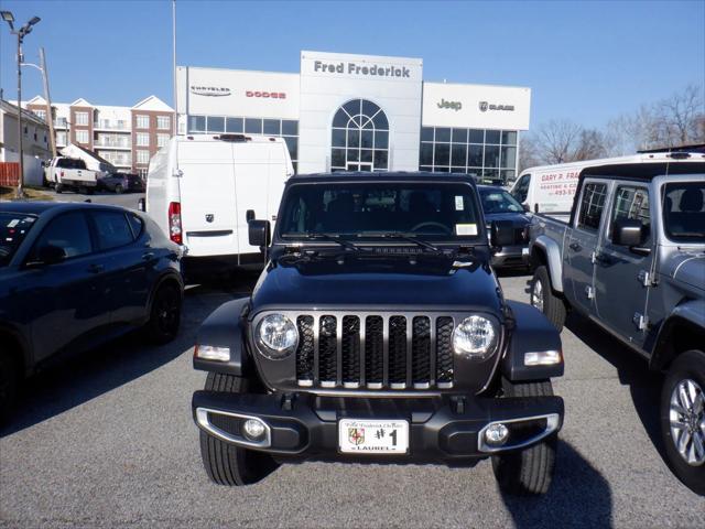 new 2023 Jeep Gladiator car, priced at $45,198