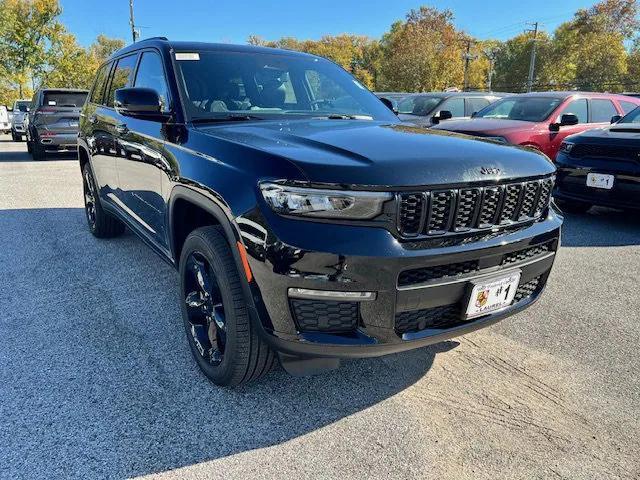 new 2025 Jeep Grand Cherokee L car, priced at $56,060