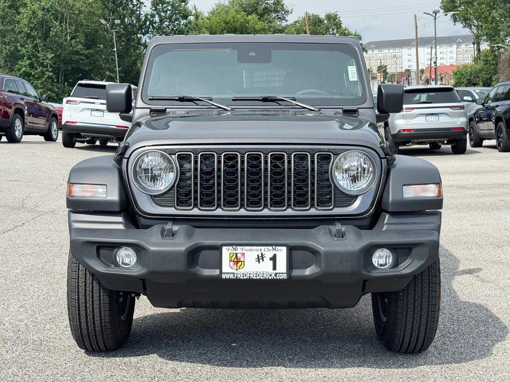 new 2025 Jeep Wrangler car, priced at $46,170