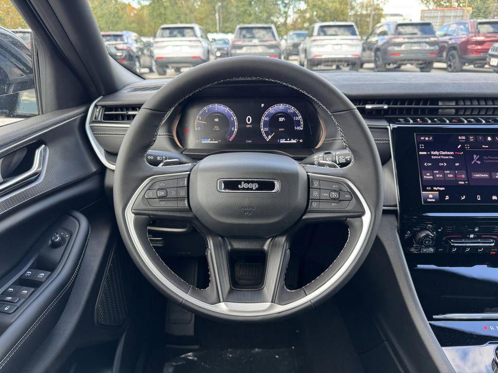 new 2025 Jeep Grand Cherokee car, priced at $39,625