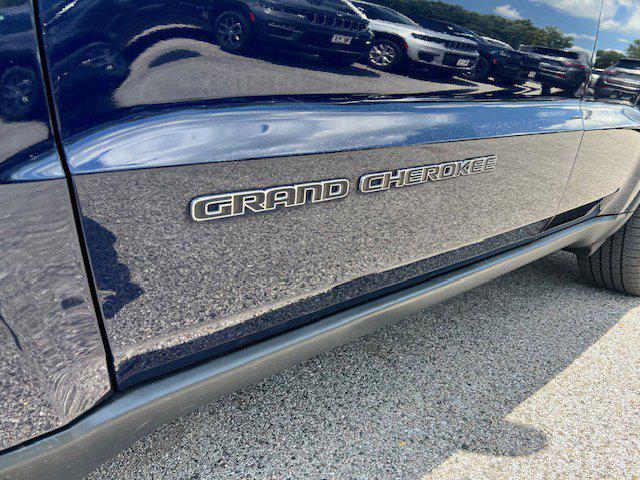 used 2018 Jeep Grand Cherokee car, priced at $19,620