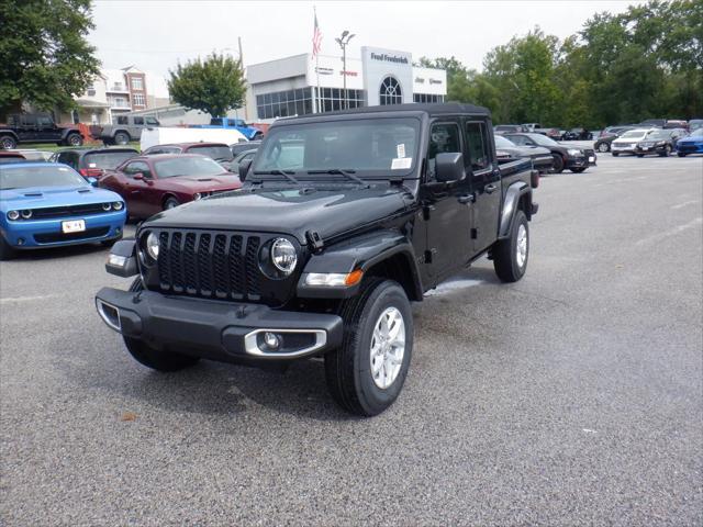 new 2023 Jeep Gladiator car, priced at $47,481