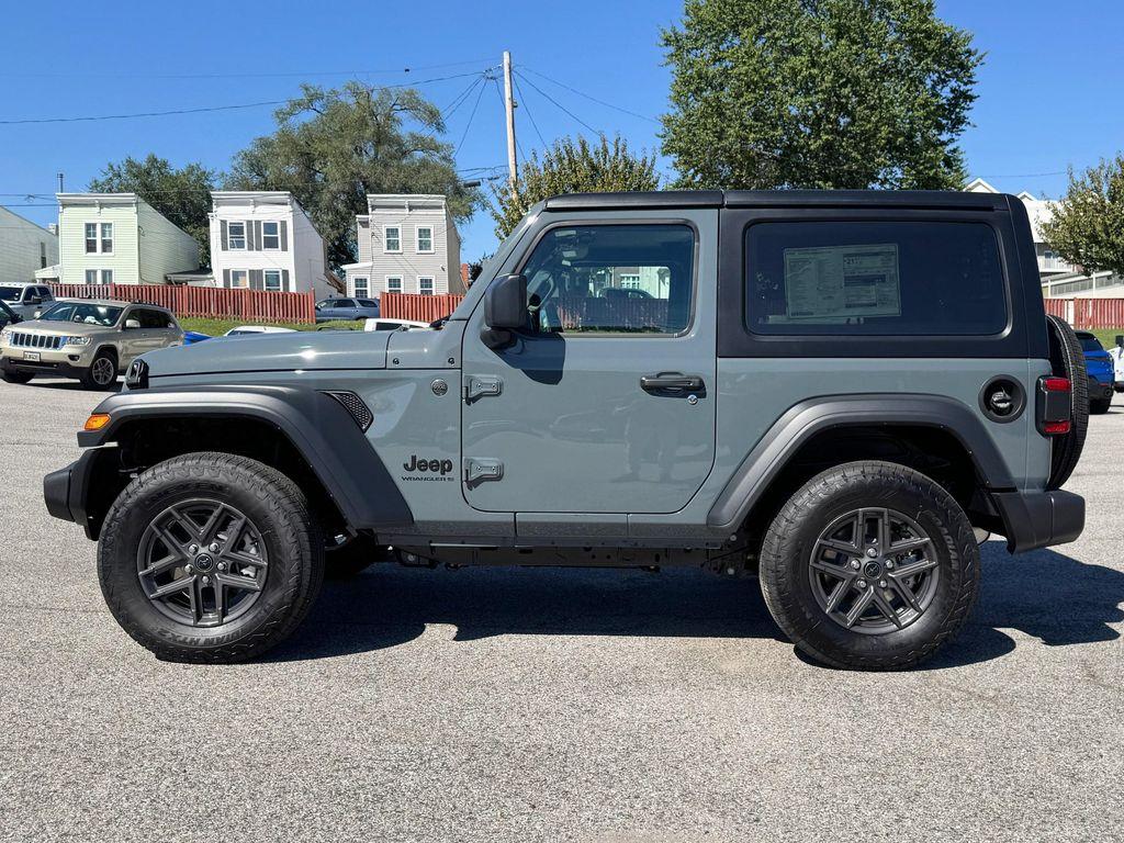 new 2025 Jeep Wrangler car, priced at $41,035