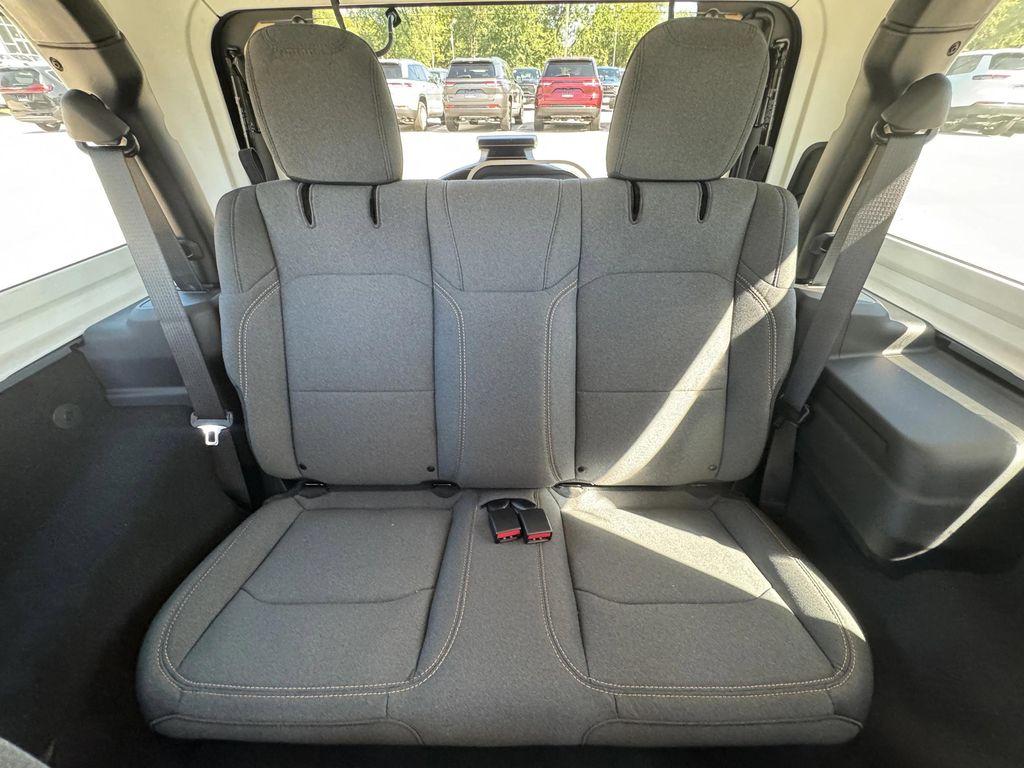 new 2025 Jeep Wrangler car, priced at $41,035