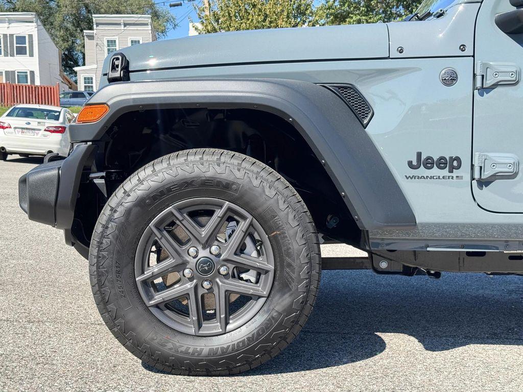new 2025 Jeep Wrangler car, priced at $41,035