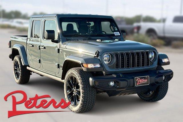 new 2025 Jeep Gladiator car, priced at $43,180