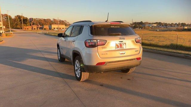 new 2025 Jeep Compass car, priced at $25,892