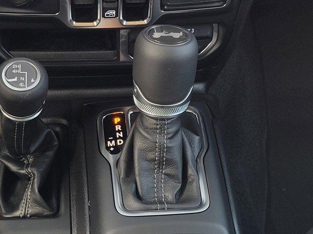 new 2025 Jeep Wrangler car, priced at $57,185