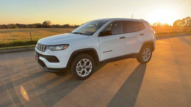 new 2025 Jeep Compass car, priced at $26,938