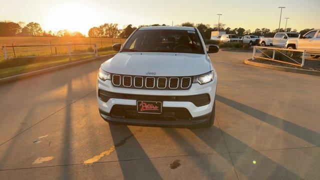 new 2025 Jeep Compass car, priced at $26,938