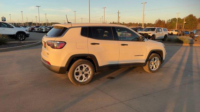 new 2025 Jeep Compass car, priced at $26,938