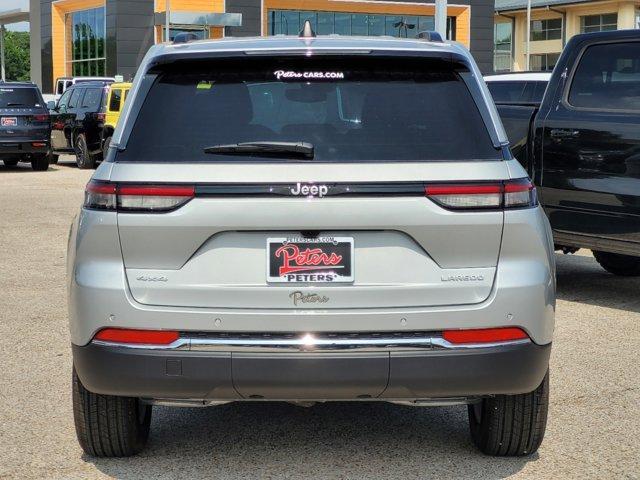 new 2024 Jeep Grand Cherokee car, priced at $44,465