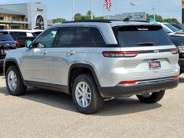 new 2024 Jeep Grand Cherokee car, priced at $44,465