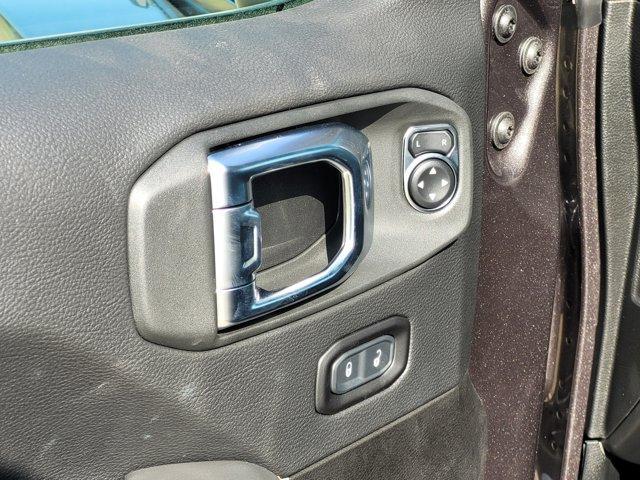 new 2025 Jeep Wrangler car, priced at $57,185