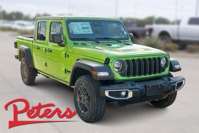 new 2025 Jeep Gladiator car, priced at $42,536