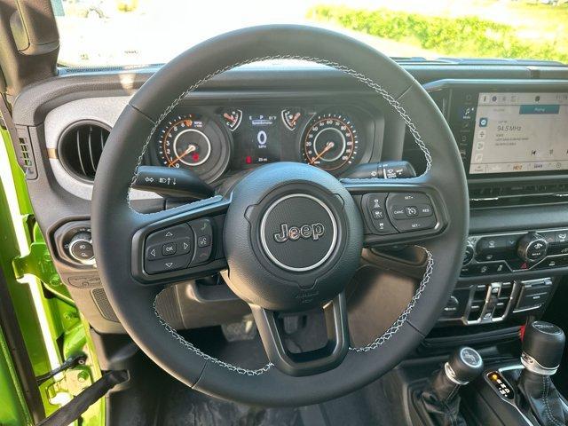 new 2025 Jeep Gladiator car, priced at $37,995