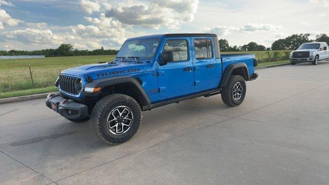 new 2025 Jeep Gladiator car, priced at $53,315