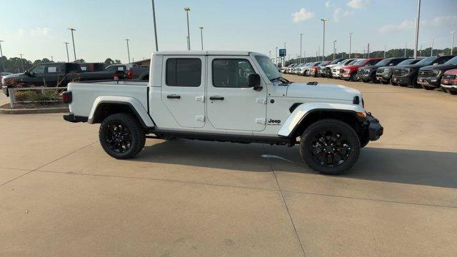 new 2024 Jeep Gladiator car, priced at $37,758