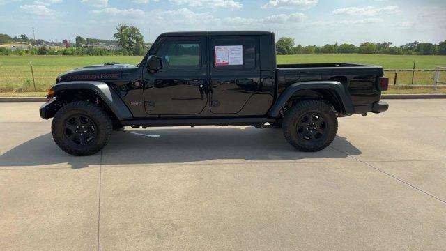 used 2022 Jeep Gladiator car, priced at $40,000