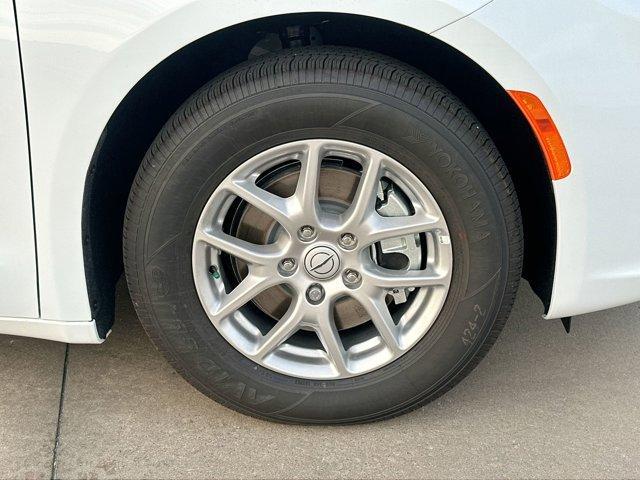 new 2026 Chrysler Pacifica car, priced at $38,571