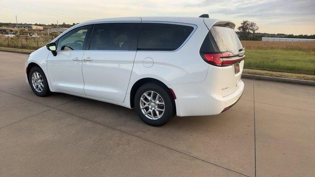 new 2026 Chrysler Pacifica car, priced at $38,571